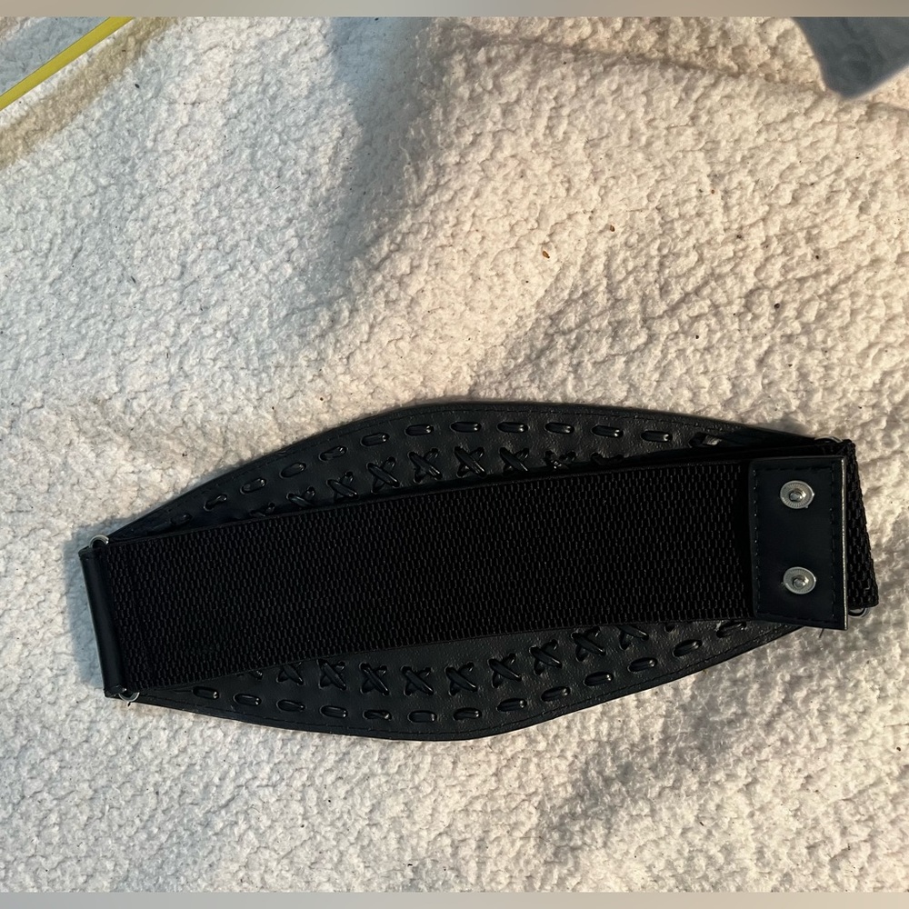 Vintage Retro Stretch Black Studded Women's Belt - Picture 5 of 10